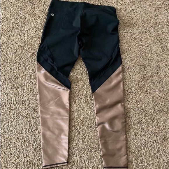 Fabletics Leggings - Picture 2 of 2